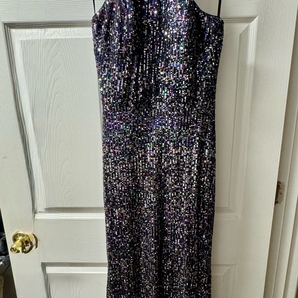 Elegant Sequin Evening Dress